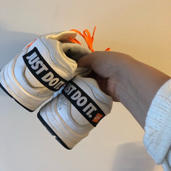 LC❗️NIKE Just Do It Air Max 1 Sneakers - Picture 6 of 8